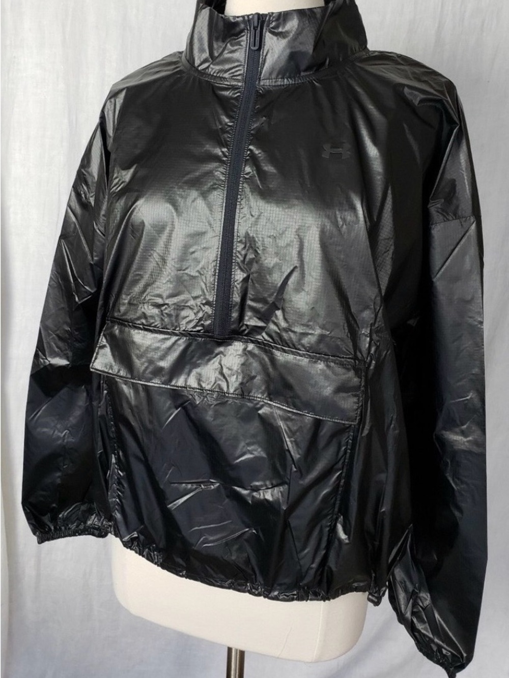 Under Armour Women’s Black Windbreaker Pullover Jacket 🖤